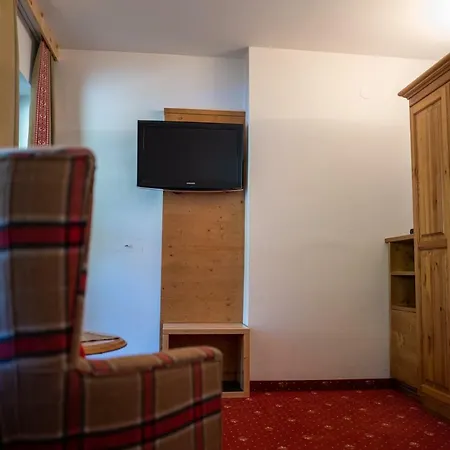Szálloda Hinteregger Bad Kleinkirchheim